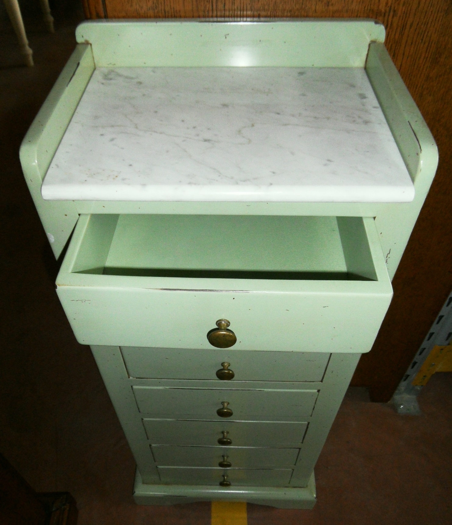 Cassettiera con piano in marmo scontata del 50% camere a prezzi ...