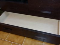 CASSETTIERA SFALSATA MODERNA IN LAMINATO SCONTATA DEL -50%