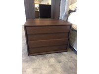 https://www.outletarredamento.it/img/camere/comodino-sangiacomo-acanto-sconto-50_mini3_399439.jpg