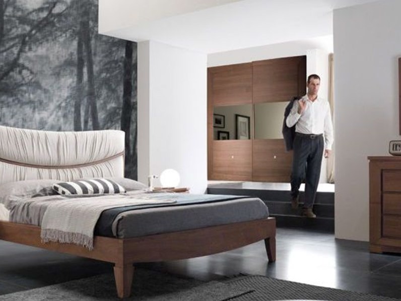 https://www.outletarredamento.it/img/camere/piombini-camera-modigliani-legno-classico-camera-completa_N1_44310.jpg