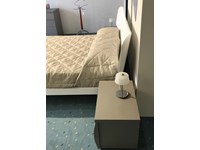 Comodino Bump vista laterale