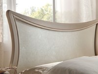 Letto matrimoniale in legno stile classico