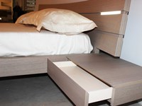 Veneran letto Work con illuminazione