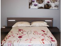 Veneran letto Work in rovere finitura cenere scontato