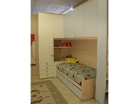 Doimo CityLine Cameretta Armadio ponte angolo scontato del -50 %