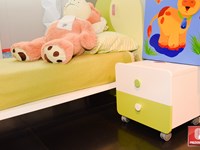 Cameretta Europlak modello e-life comodino