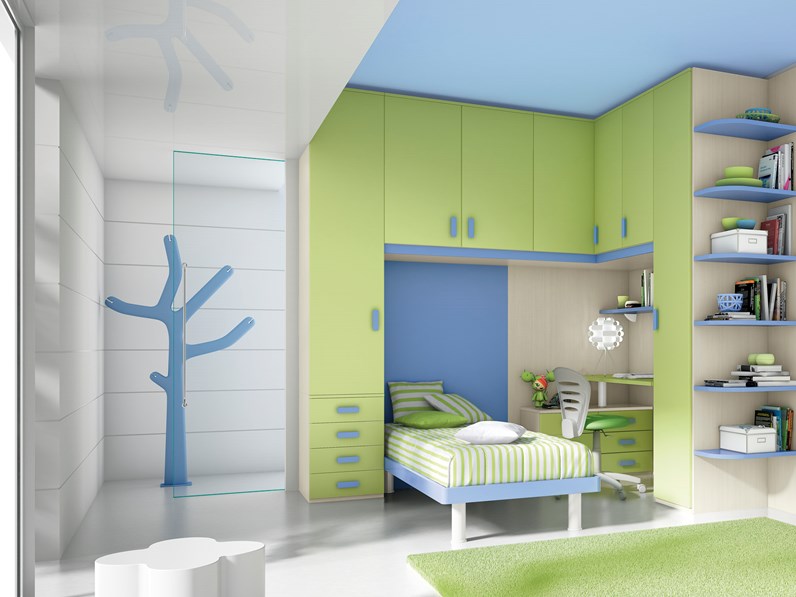 https://www.outletarredamento.it/img/camerette/cameretta-san-martino-in-laminato-materico-scontata_N1_272530.jpg