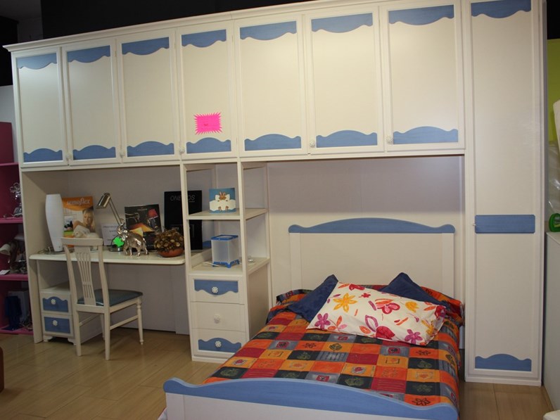 Cameretta Con Letto da una piazza e mezza Laminato Opaco mod. Beverly Cameretta Con Letto da una piazza e mezza Laminato Opaco mod. Beverly
