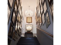 Rastrelliera Espositore Portabastoni in Legno Massello. Si possono posizionare fino a 9 bastoni da collezione. Scontata del -50%. Offerta Outlet Mobilgross