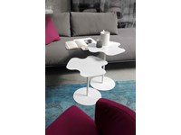 Tavolino Bontempi Casa modello Flower. Tavolino con piano e struttura in acciaio laccato disponibile in varie colorazioni.