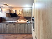 cucina angolare maxi con colonne dispensa e forno/frigo in super offerta outlet