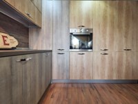 cucina angolare maxi con colonne dispensa e forno/frigo in super offerta outlet