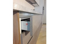 Cucina lineare moderna modello 22 di Gm cucine completa di elettrodomestici