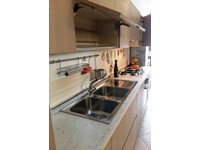 Cucina con due lavelli