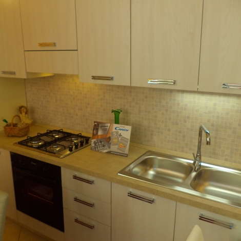 Cucina lineare di tre metri completa di elettrodomestici cucine ... Cucina componibile lineare di due metri
