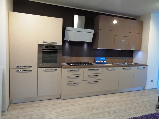 Prezzi arrital cucine lombardia outlet: offerte e sconti Top laminato postformato rovere grigio