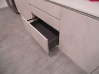 Astra Cucine Cucina Sp 22 tecnomalta - laminato effetto cemento scontato del -51 %