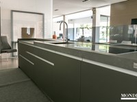 Cucina ad isola Icon di Ernestomeda super accessoriata scontata del 41%
