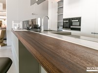 Cucina ad isola Icon di Ernestomeda super accessoriata scontata del 41%