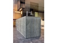 Cucina ad isola in legno a prezzo ribassato 50%