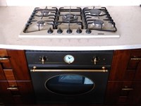 Cucina classica in noce scontata del 59%