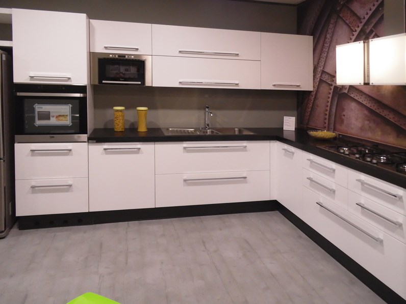 Cucina Astra Dada Frassino Poro aperto Bianco - SCONTO 71% Cucina Astra Dada Frassino Poro aperto Bianco - SCONTO 71%