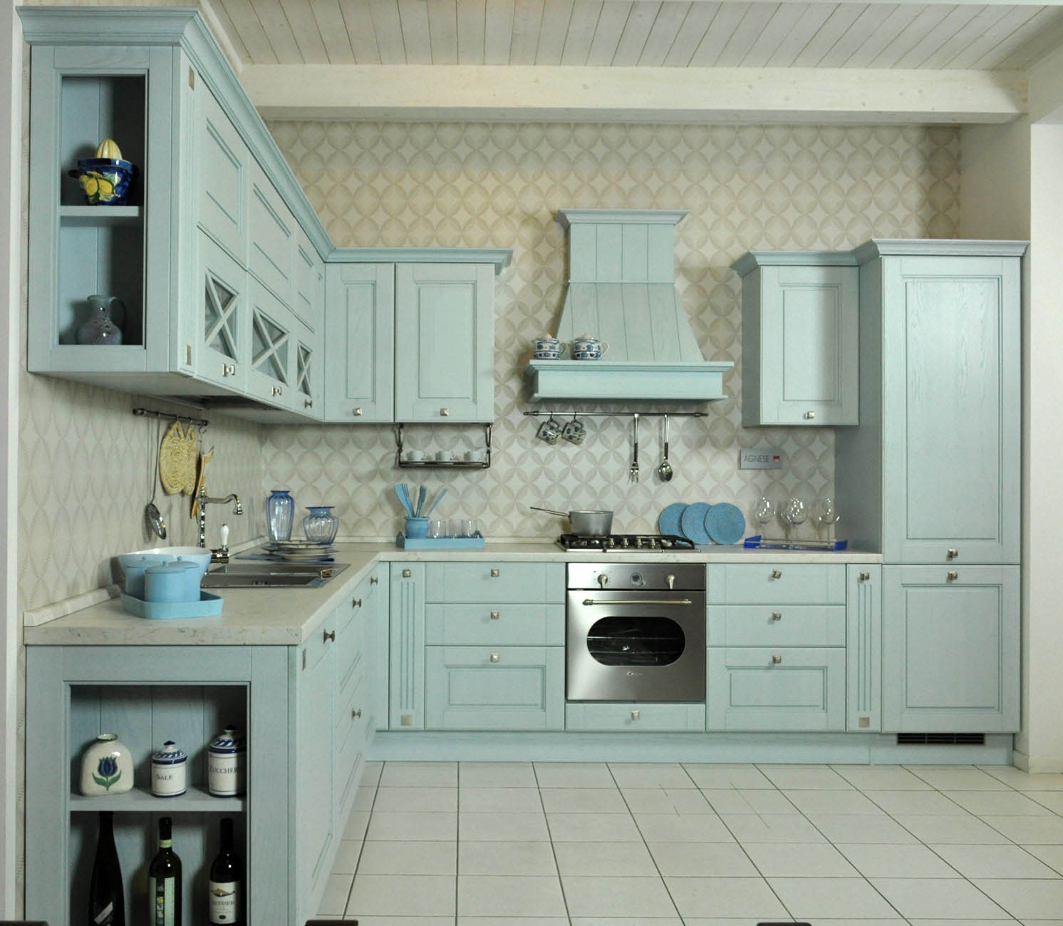 Foto di cucine classiche. cheap collezione con gola laminato with ... Modelli di cucine classiche