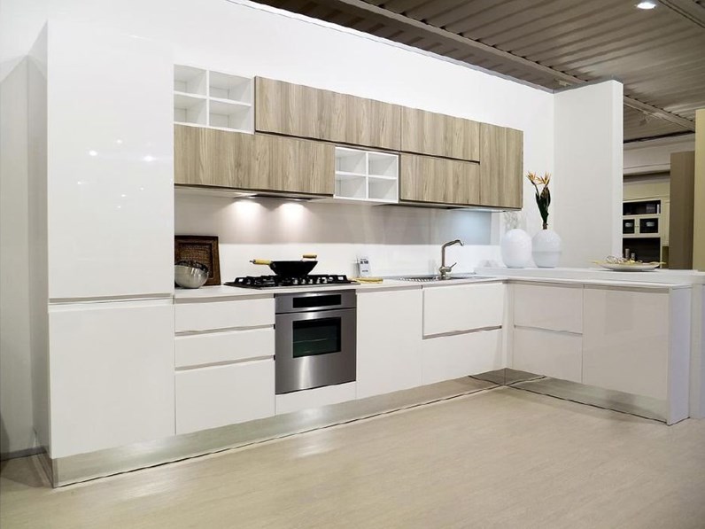 Cucina con bancone snack cm 400 Cucina con bancone snack cm 400