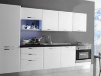 Cucina con elettrodomenstici sconta del 27%
