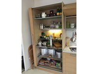 Cucina con penisola Dada in rovere naturale scontata del 60%