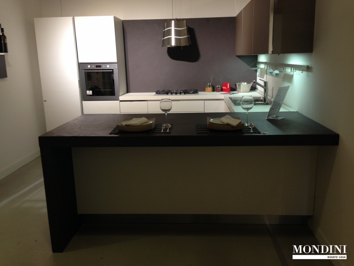 Cucina con isola centrale piccola : cucina a gas in acciaio inox ...