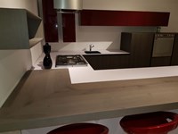 Cucina con pensiola TreO Cucine scontata del 50%