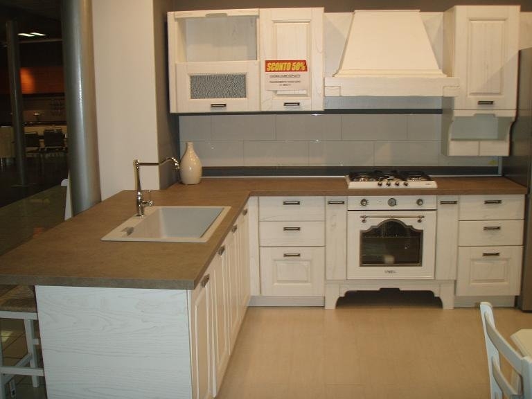 CUCINA CONTRADA ARRITAL PROMO - Cucine a prezzi scontati CUCINA CONTRADA ARRITAL PROMO - Cucine a prezzi scontati