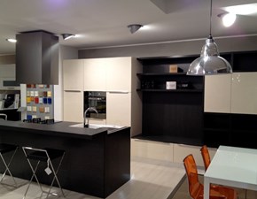 Cucina con ante bombate modello Patty, Stosa cucine scontata Cucina con ante bombate modello Patty, Stosa cucine scontata