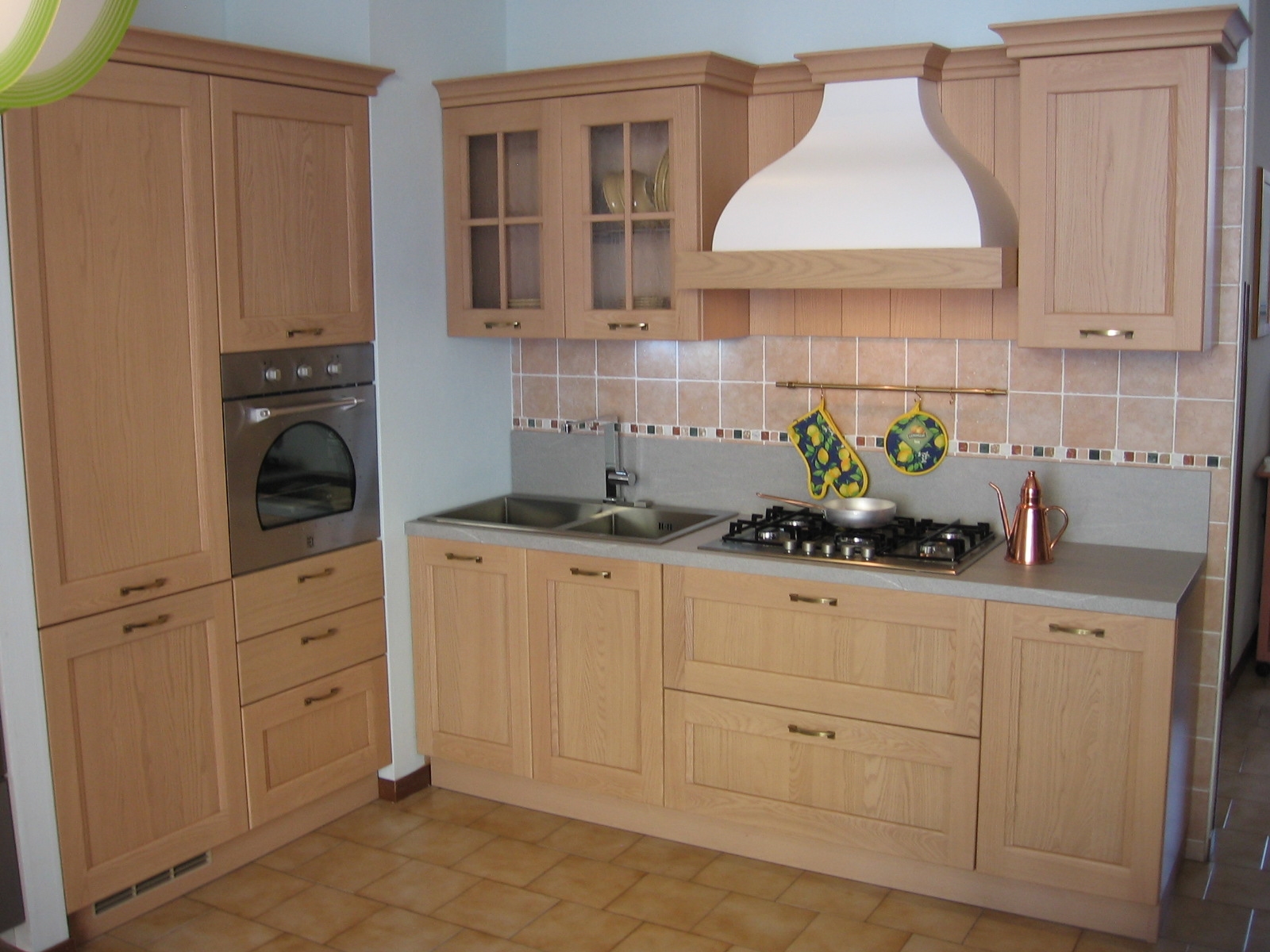 Outlet arredamento monza brianza