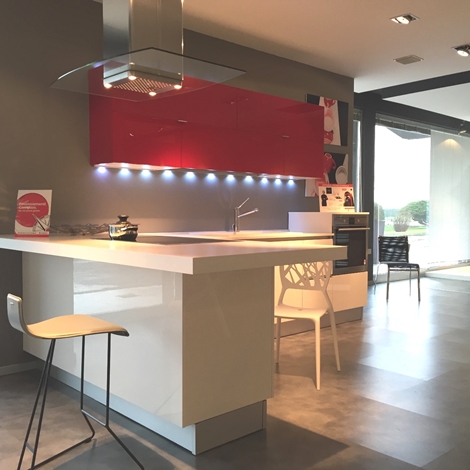 Cucina Doimo Cucine City acrilico SOTTOCOSTO!!!! - Cucine a prezzi ... Cucina Doimo Cucine City acrilico SOTTOCOSTO!!!! - Cucine a prezzi ...