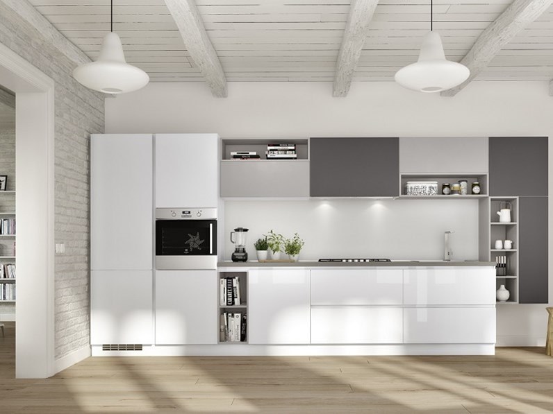 Essebi cucine Cucina Gloss laccata lucida scontato del -30 % Essebi cucine Cucina Gloss laccata lucida scontato del -30 %