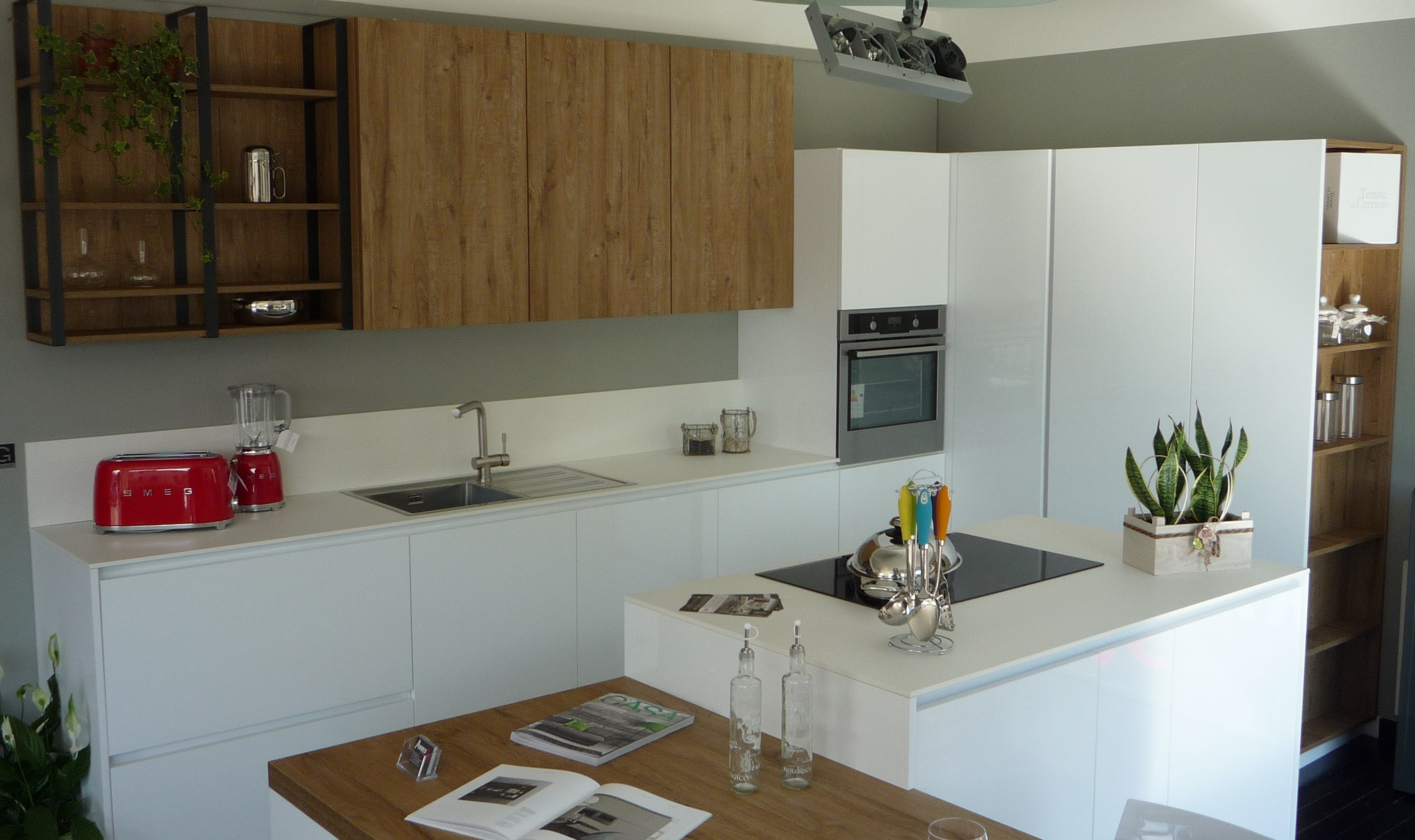 Cucine moderne ad angolo piccole : cucine a vista con soggiorno ...