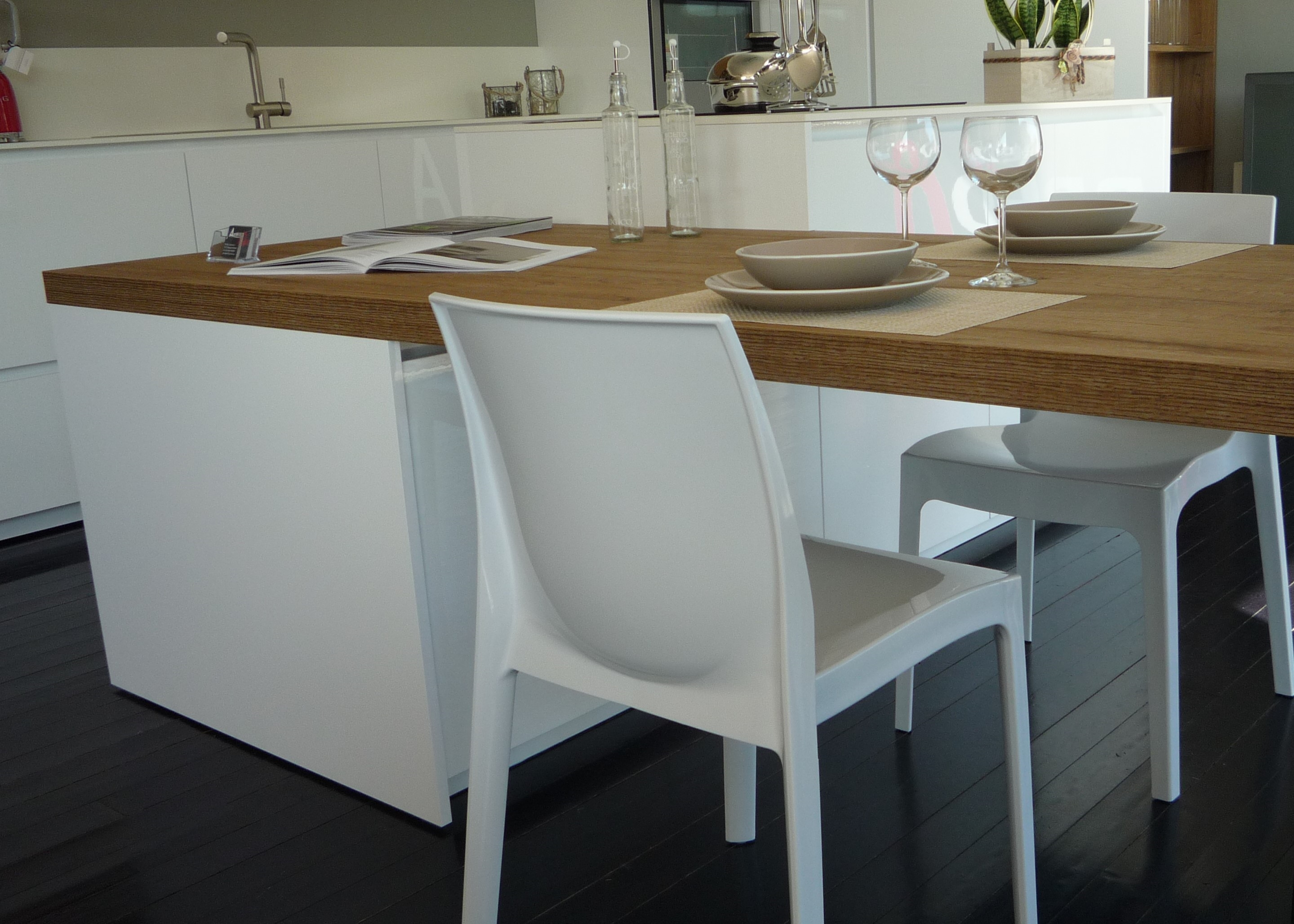 Cucine con isola centrale con sgabellio : cucine con isola ...