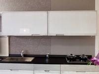 cucina in legno bianco