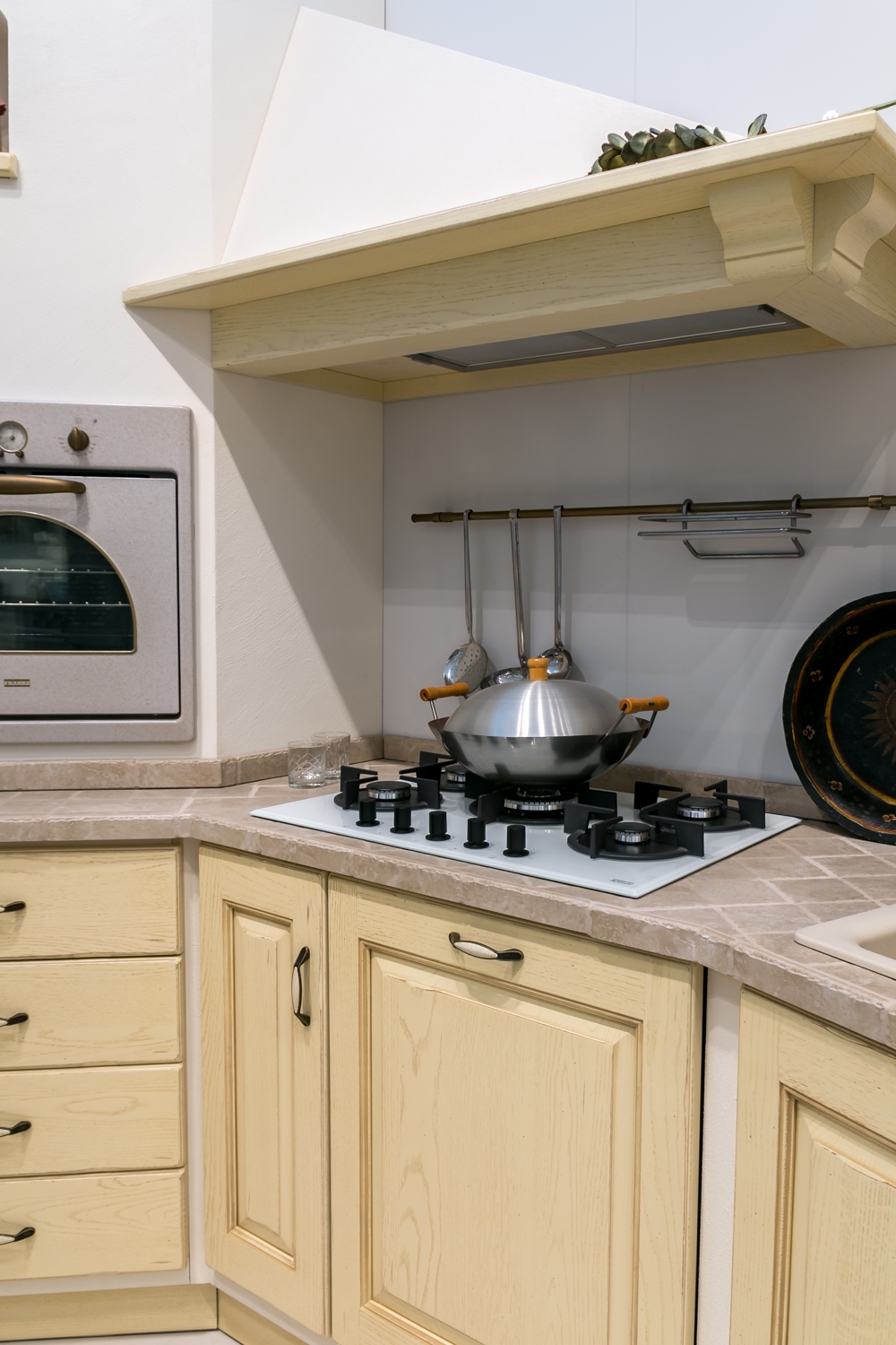 Cucina in muratura scavolini modello belvedere scontata del 40 ...