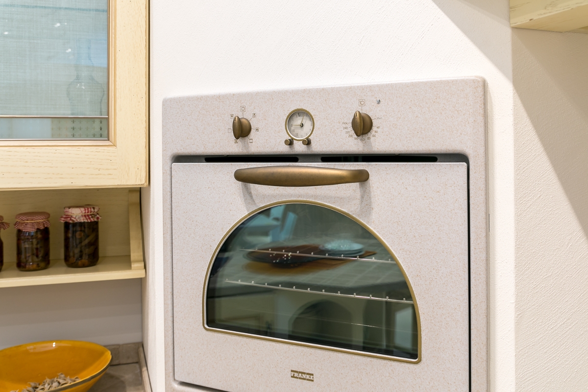 Cucina in muratura scavolini modello belvedere scontata del 40 ...