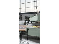 cucina industrial green eco in offerta con isola e piano lavoro penisola