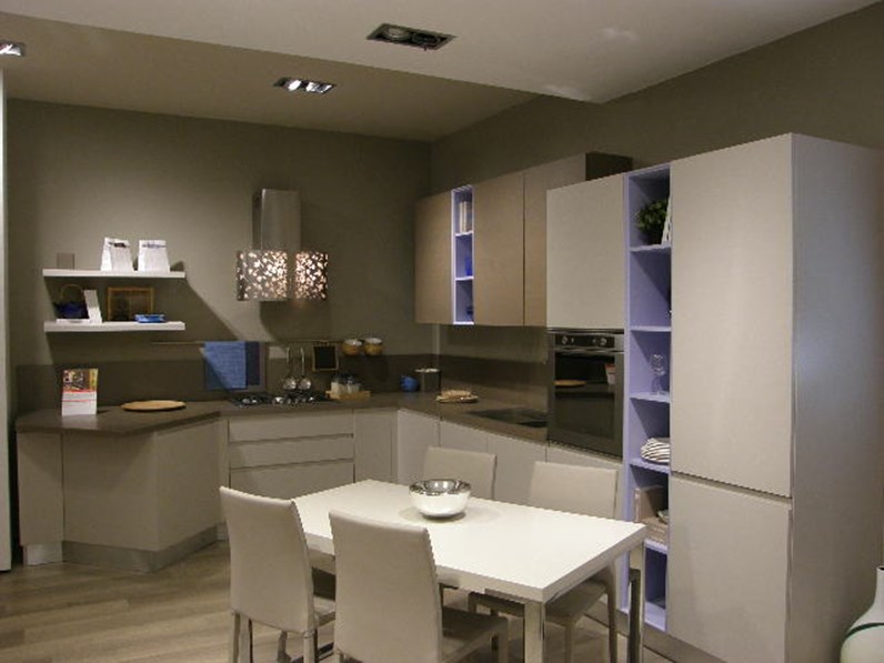 Cucina LUBE Moderna Lineare Modello Linda Scontata del 50% Cucina LUBE Moderna Lineare Modello Linda Scontata del 50%