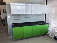 Cucina Maistri modello Crystalia basi e pensili