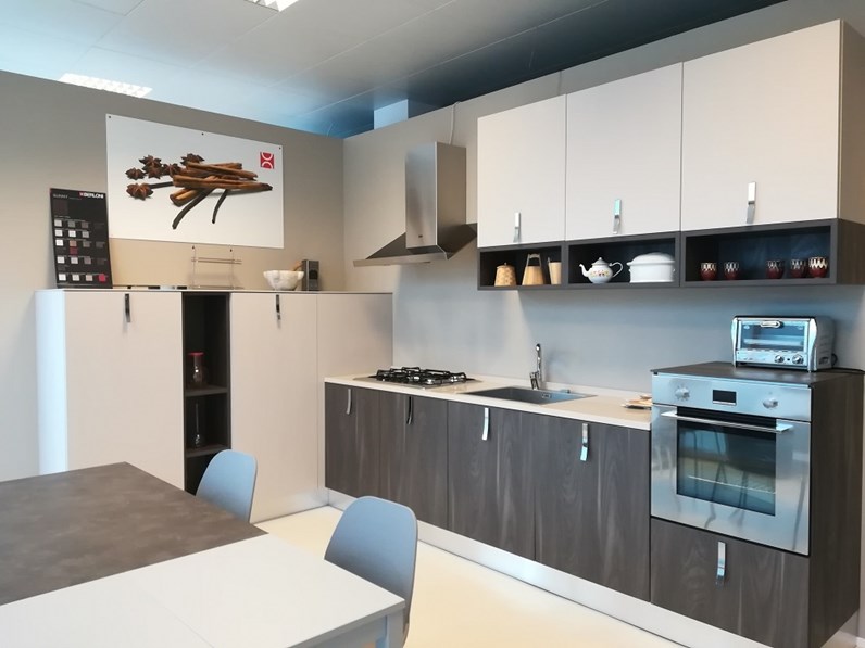 Cucina modello Sunny di Berloni cucine PREZZO SCONTATO Cucina modello Sunny di Berloni cucine PREZZO SCONTATO