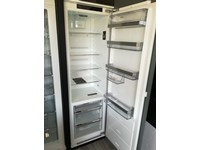 Cucina moderna ad isola Dibiesse Area 22 xl 30° gola curva in FENIX nero opaco a prezzo scontato
