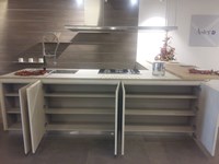 Cucina moderna Aster Cucine scontata del 47%
