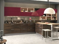 cucina moderna in essenza olmodark e laccato red