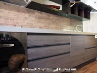 cucina moderna linea industrial in grigio